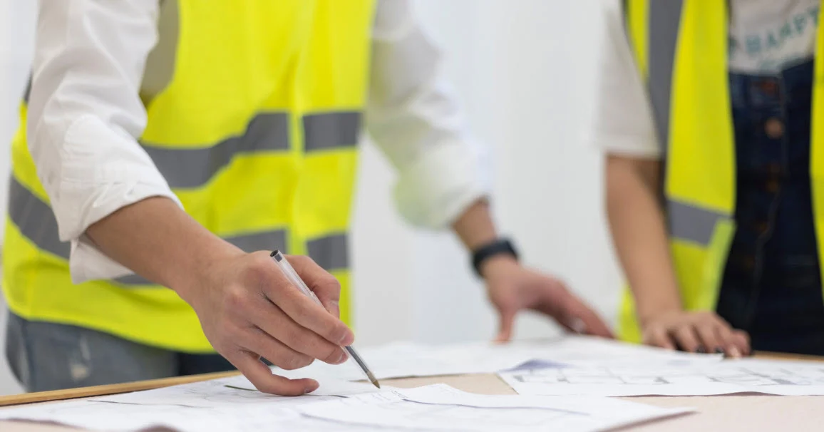 Quy định về máy móc thiết bị trong hồ sơ dự thầu theo pháp luật hiện hành